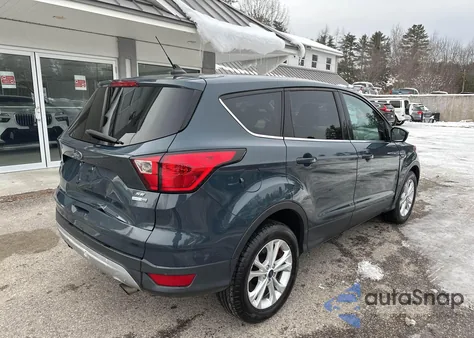 2019 Ford Escape Se z USA, uszkodzony, nr VIN 1FMCU9GD1KUA37256